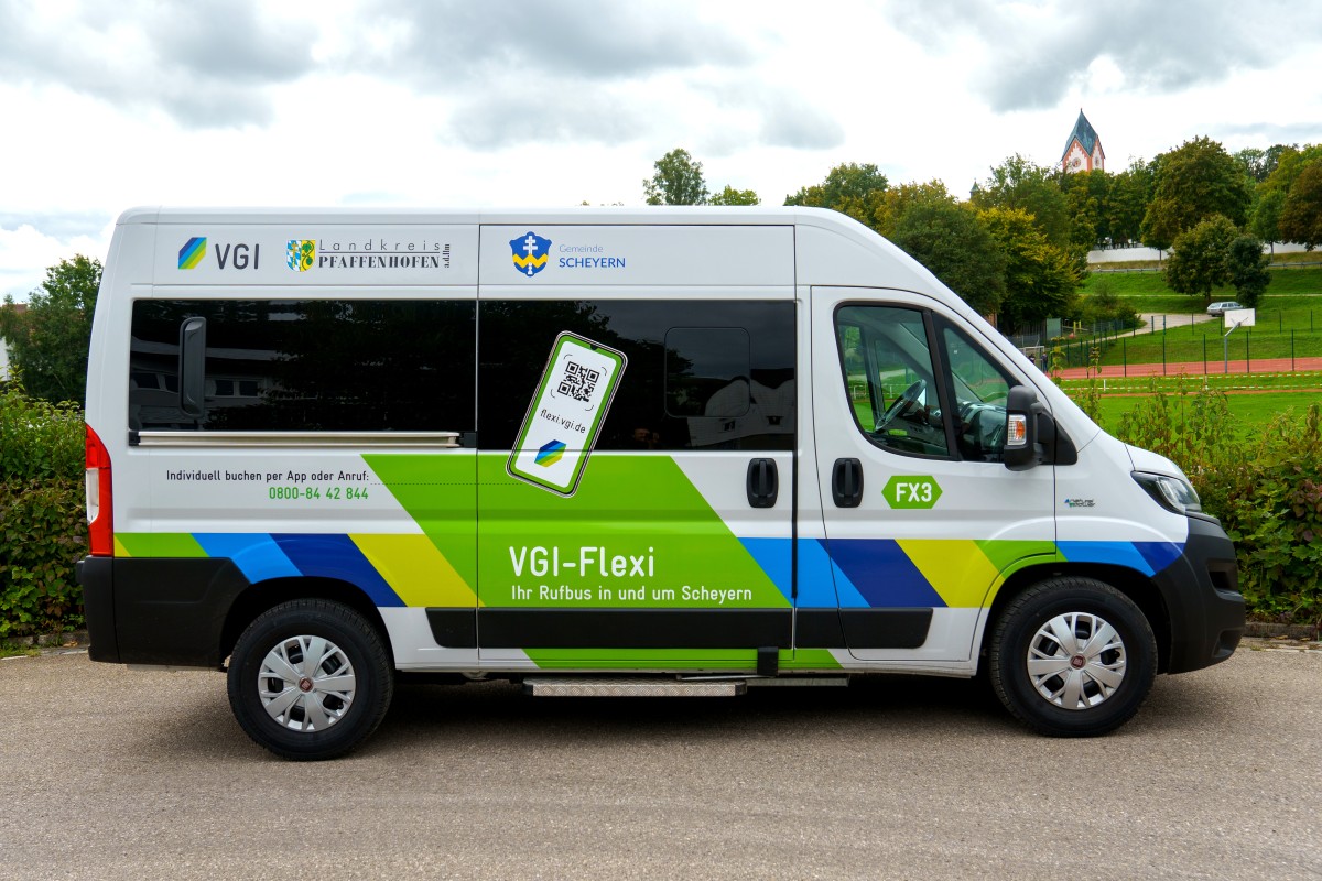 Kleinbus des VGI-Flexi in Scheyern